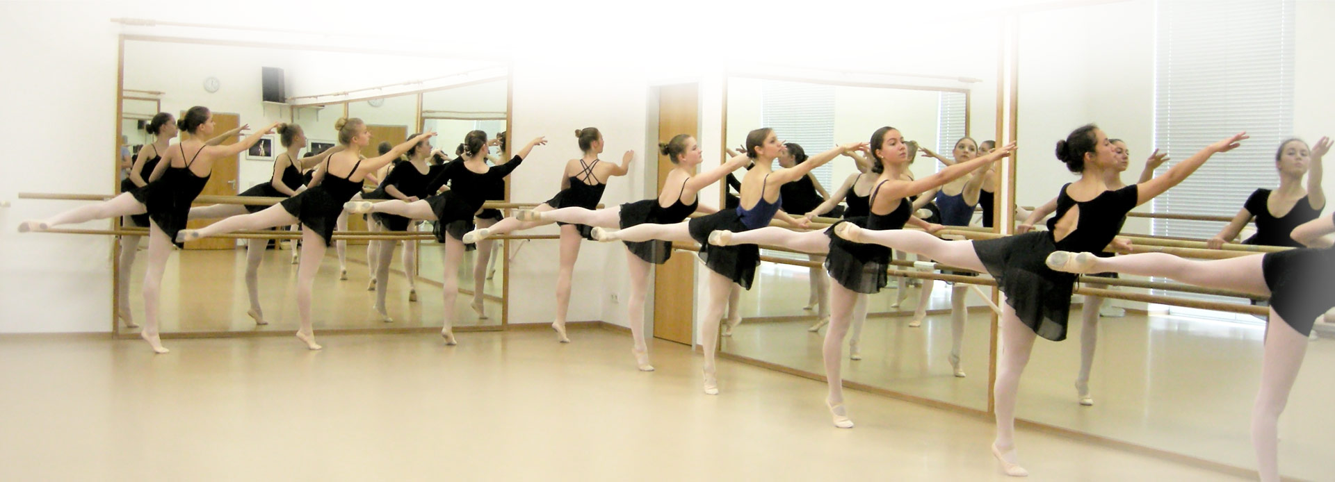 Die Ballettschule Baden-Baden bietet professionellen Ballettunterricht für jede Altersstufe